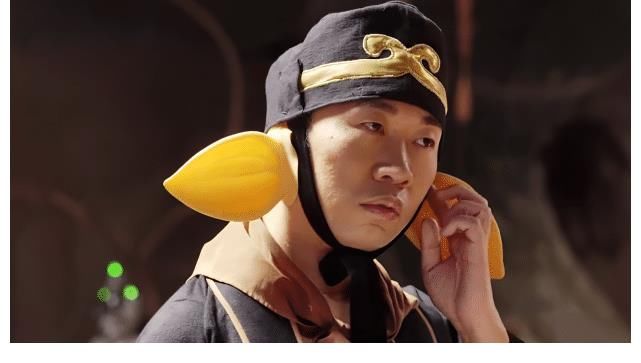 蜘蛛精|周洁琼上演最美“蜘蛛精”，当灯光暗下的那一刻，她的真容暴露了