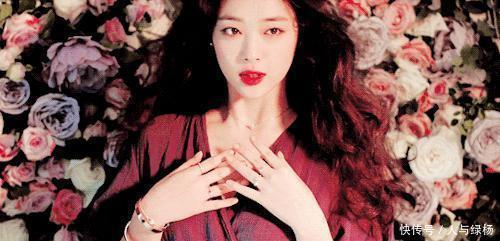 指甲|近期超火的韩系亮片美甲分享，闪闪惹人爱，换上你就是最亮的仔！