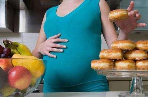 会阴侧切手术|分娩这道终极大关,这三个痛点才是考验,宫缩疼算第一个