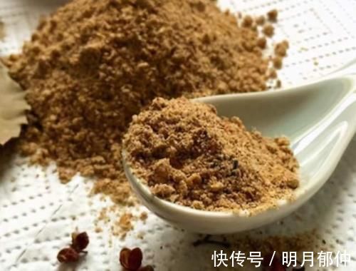 香酥|炸藕片时，别直接下锅，多加1个步骤，藕片香酥脆，金黄不发黑