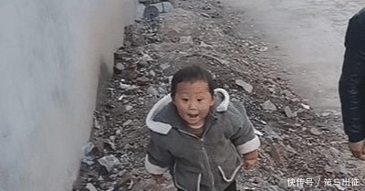 “最嚣张宝宝” 因吵架爆红,小手一指小脚一跺,谁怕谁