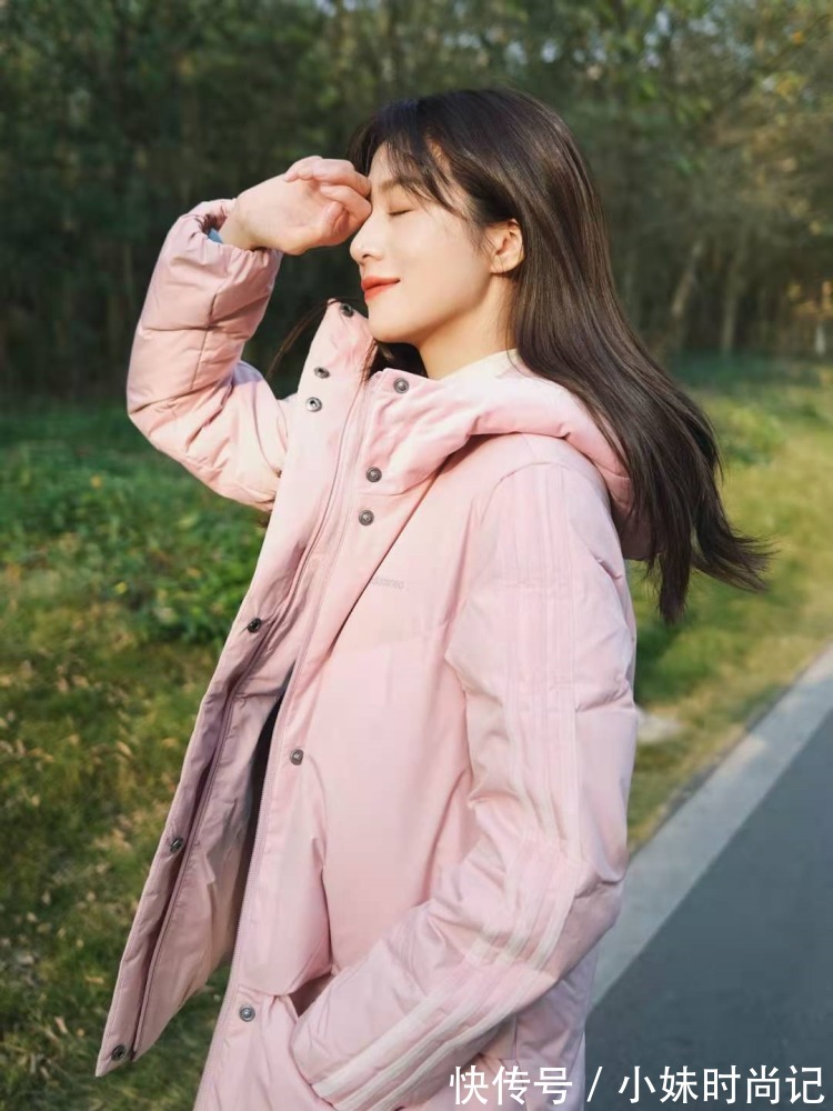 冬天 冬天的羽绒服,如何搭配颜色是真的一门学问,试试这些技巧!