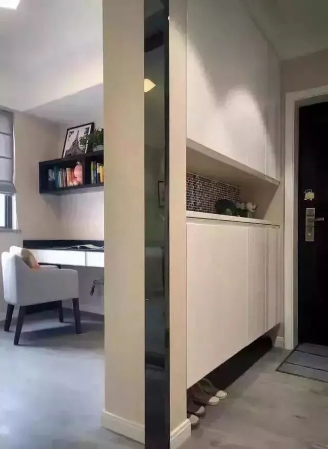 玄关|门口只放个鞋柜好浪费!装一个柜子实用得很!