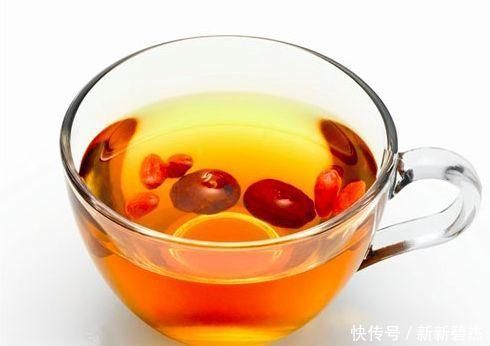 红枣加“它”泡一泡，连喝7天，帮身体换换血，血管越来越干净