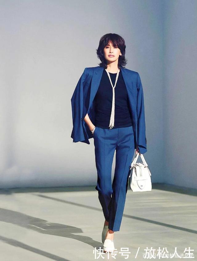 衣在配,不在贵!讲究的中年女人,冬季就要这样穿,很美很高级