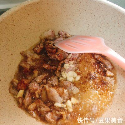 学会|学会这道芹菜炒肉,让冬日美味加倍