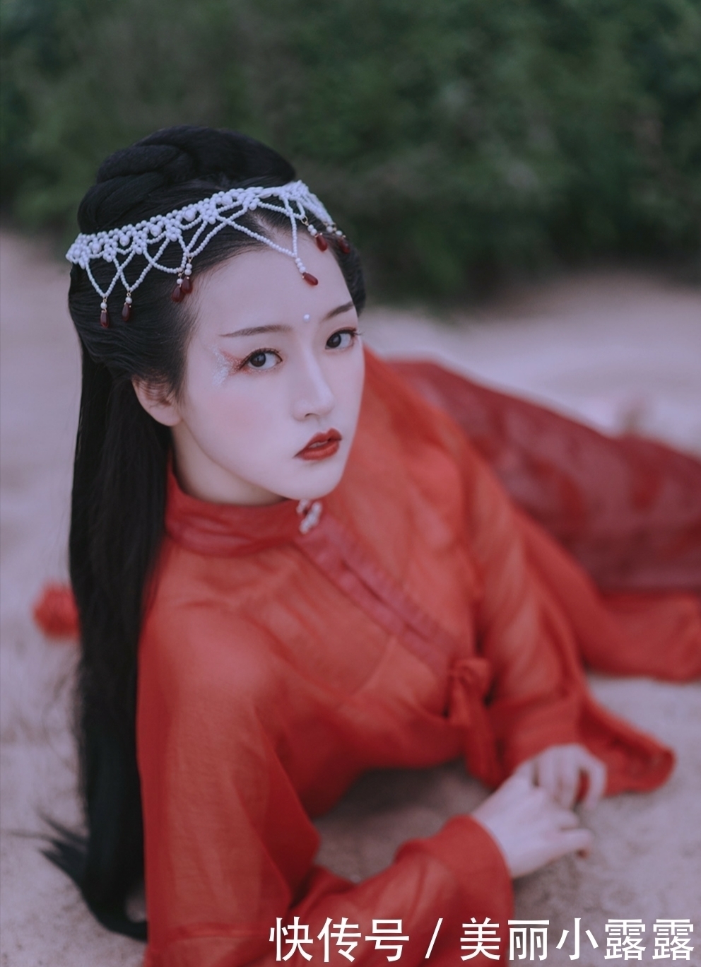 七绝|诗·八首丨无意折腰图五斗,也期勉力效三牛