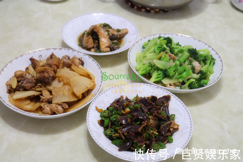 一家五口的晚餐，四菜一汤一道凉拌菜不足100元，婆婆直夸我贤惠