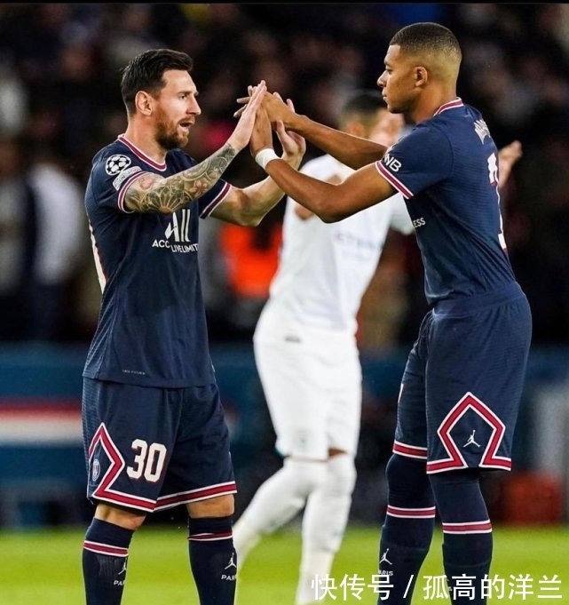 世界杯]贝利一战成法国足球甲级联赛名 巴西大胜法国晋级决赛