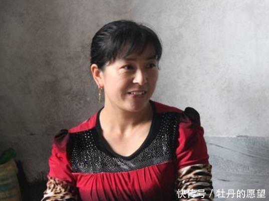 女人50岁后,冬季常吃3种“小人参”,美容抗衰老,越活越年轻