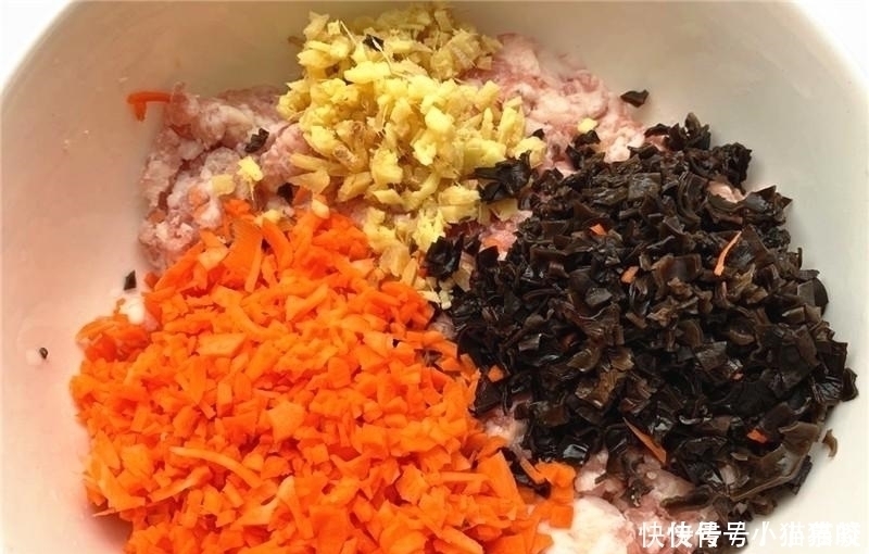 饺子|拌饺子馅时,要不要放酱油9成人都弄错了,难怪饺子不香腥味重