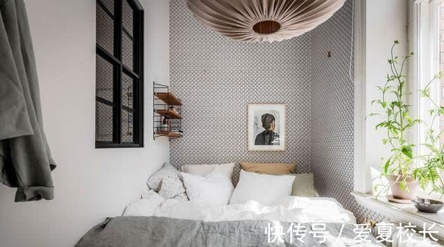 阳台|北京38岁小姐姐的独居生活,34小屋,床直接设计在阳台了