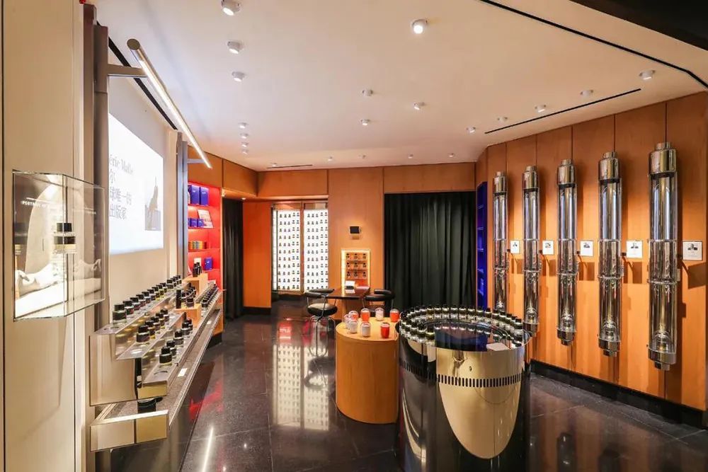 精品店|硬核消费趋势来了，一大波“精品店”入侵购物中心……