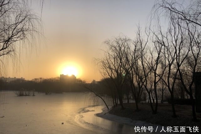 太岁|本命年应该穿红吗？俗语：“本命穿红衣，引火如烧身”，啥意思？