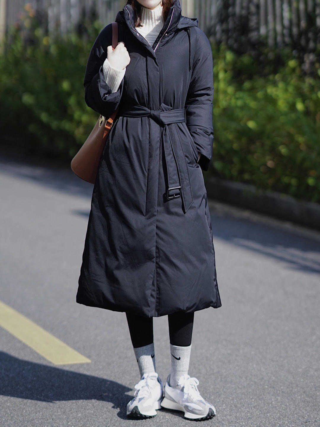 廓形|秋冬,还没备长款羽绒服,选这4套能让你提升气质,精致又保暖