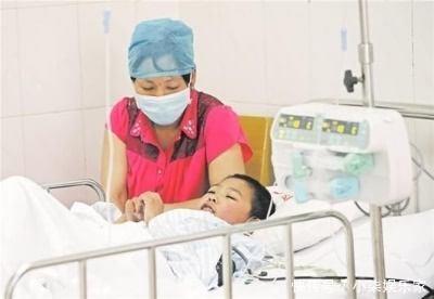 7岁男童被肾衰竭折磨，可能因长期吃“美味早餐”，妈妈懊悔不已