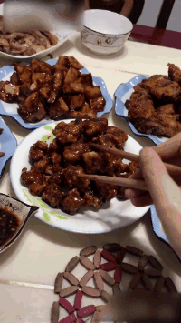 |搞笑GIF:我想知道你昨晚干什么去了,怎么会困成这样?