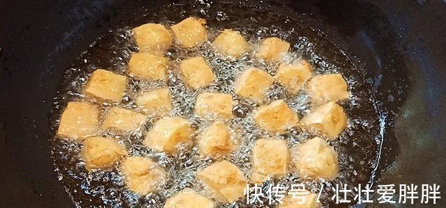 鸭血豆腐炖粉丝这样做,汤鲜味美,做了满满一大锅吃的非常爽!