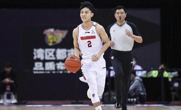篮板|广东队收新消息,莱多赛后说出徐杰3个优点,国际篮联没有看错人