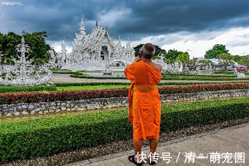 白庙|泰国“最梦幻”的白庙，耗资10亿泰铢打造，美如天宫里的琼楼玉宇