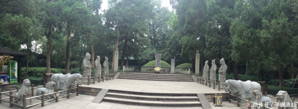 实拍“岳飞”墓两侧石像栩栩如生,全国重点文物保护单位!