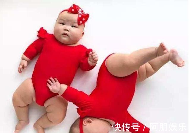 报喜|双胞胎宝宝女翻男,护士出产房报喜,没想到家属却没一个开心的