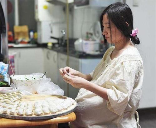 孕期|胎儿“畸形”跟“吃”也有关,这3样东西,孕期再想吃也要忍住