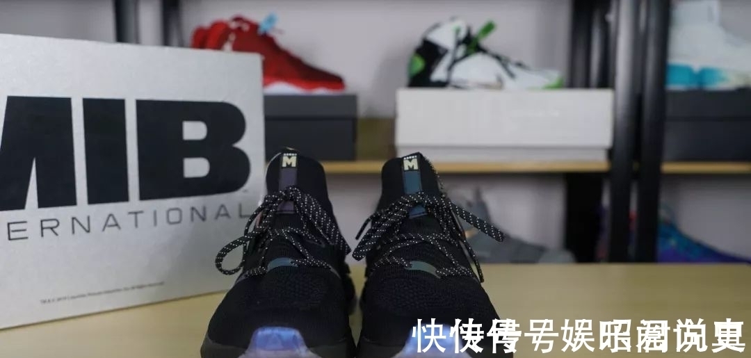 国货 国货逆天球鞋,脚感爆炸,送衣服还联名,发售价竟低于一千!