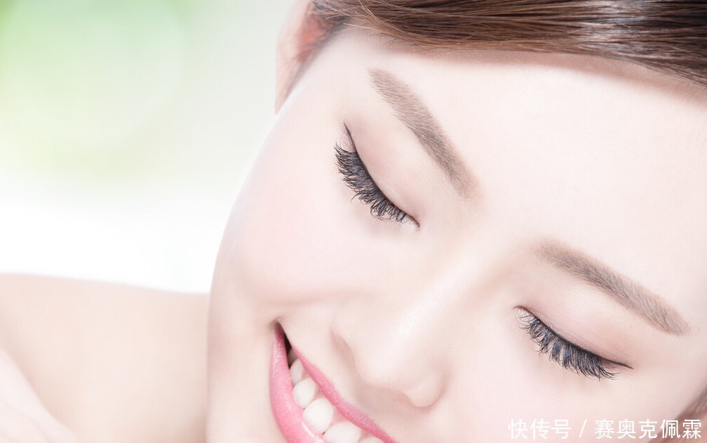 保养不错的女人，身上有4个特质，如果你全占，老得比别人慢