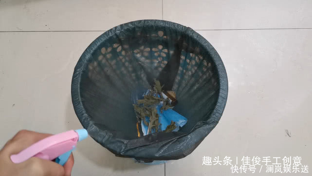 风油精和白醋混合一起,活了26年才知道真厉害,解决了生活烦恼