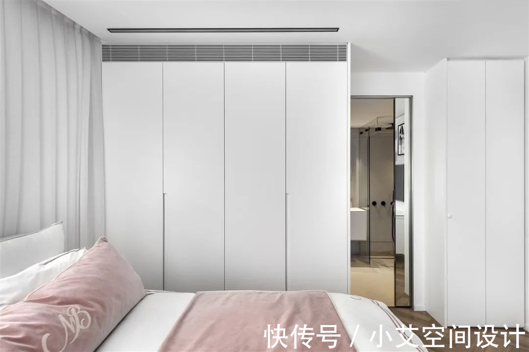 私宅|320㎡极简私宅,简单色彩呈现高雅质感