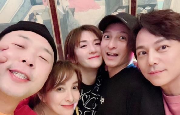 汪涵何炅谢娜被曝同时退出芒果关联公司,《快本》、《天天向上》早已暴露弊端