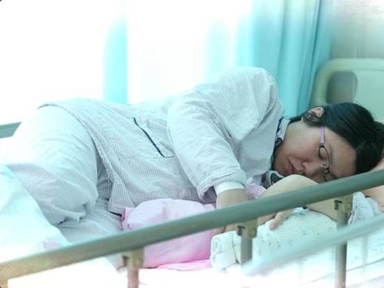 生理|孩子没出来,“生理问题”倒是解决了,产科医生:三种孕妇易出现