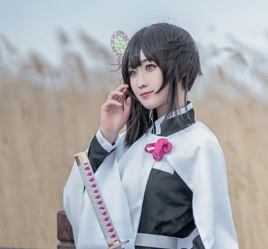 香奈乎|《鬼灭之刃》香奈乎COS,中、越、日三种版本各有千秋,我全都爱