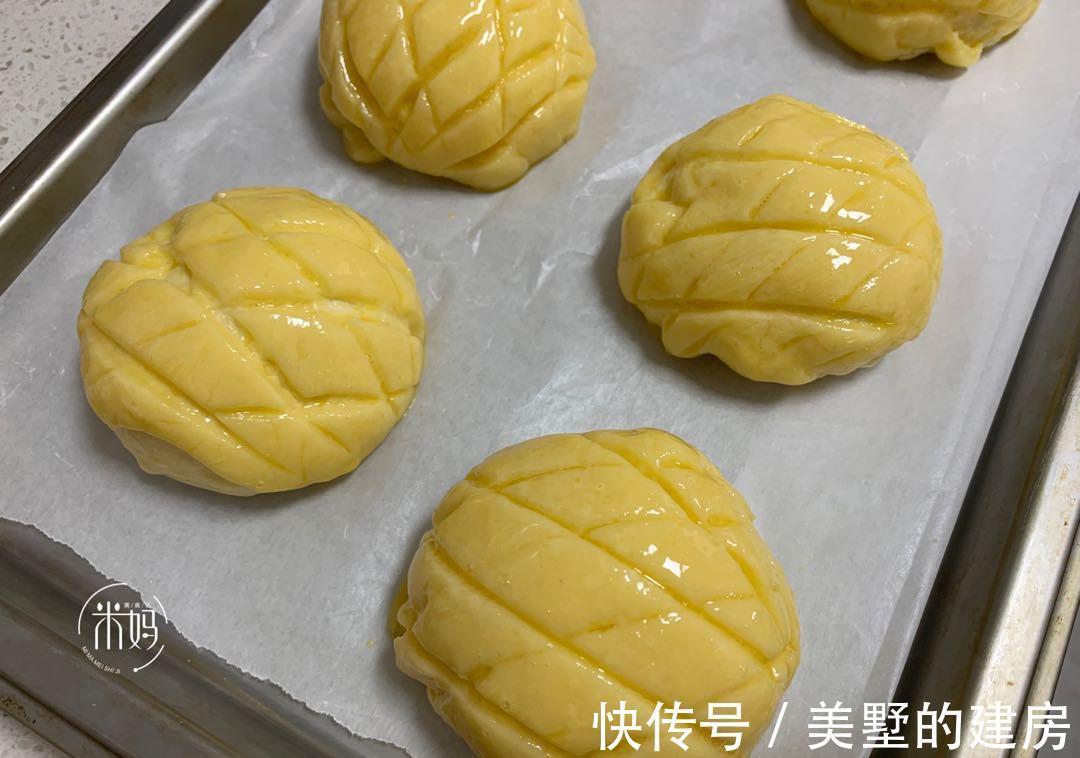 面包|自从学会面粉这种做法，女儿隔三差五点名吃，缺点就是太酥太好吃