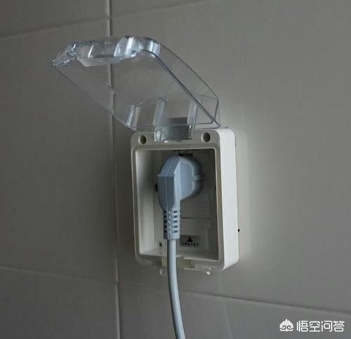 卫生间|卫生间想装个插座,在瓷砖上走明线怎样固定明线?