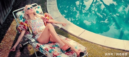 身体乳|鸡皮不敢露?其实不止你们,明星也有鸡皮肤