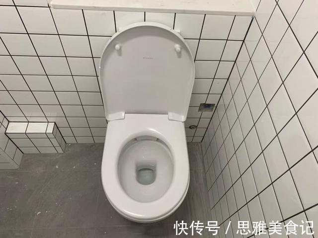釉面|买马桶，别听商家说得“天花乱坠”，选购时，认准几个方面就够了
