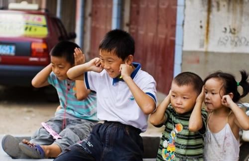 中国30年前的零食，赌100瓶可乐，全吃过的应该“大叔级”人物