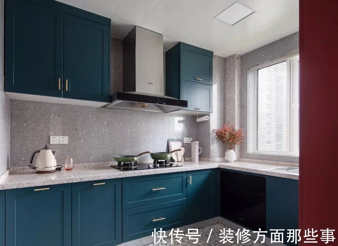 天鹅绒|120平复古简欧风,冷暖色调碰撞,打造个性鲜明的家!