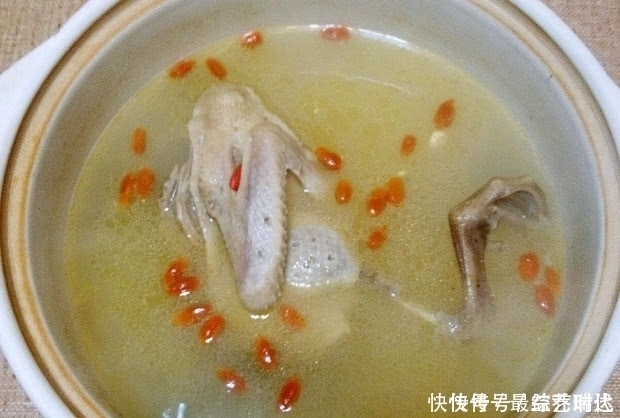 有子宫肌瘤的女性,不妨多吃点“它”,帮你清宫毒,远离妇科病