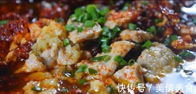 汤匙|水煮肉片最好吃的做法，简单美味又下饭，看看你喜欢吃不？