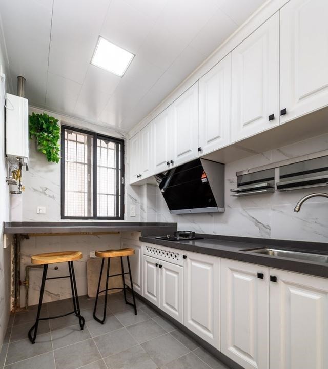 收纳|她家73㎡的房子,客餐厅装修得真心漂亮,最满意全屋定制的柜子