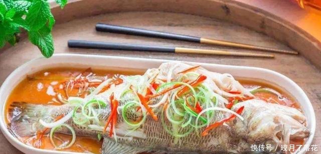 除夕年夜饭,这蒸菜不可少,做法简单无油烟,年夜饭家人都爱吃!