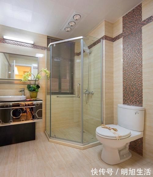 大理石|为什么外国人卫生间不装淋浴房他们更爱这样设计,省钱实用好看