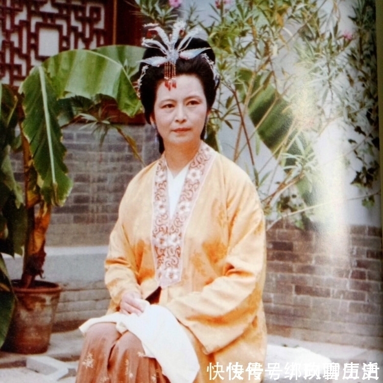 晴雯!王夫人撵走晴雯,为什么连衣服都不允许她带走?内情很简单