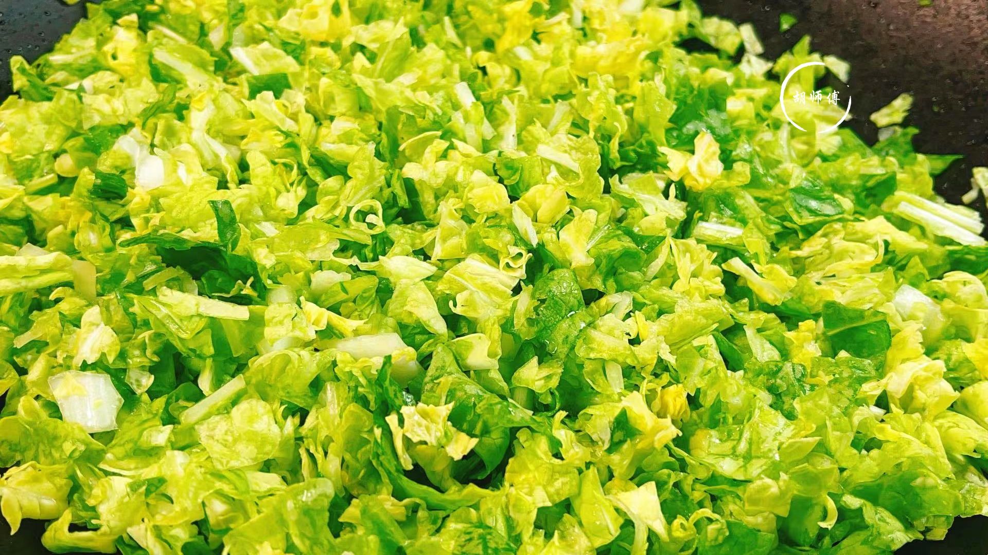 调白菜饺子用盐杀,难怪不好吃!教您饺子店不外传的做法,特好吃