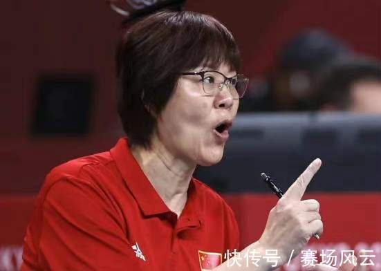 退休|郎平退休生活很精彩!分享美食视频,恐难回国参加主教练竞聘工作