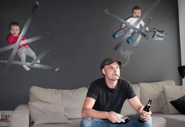 小宝宝|爸爸身负重任，在家独自一人带娃，妈妈回家突袭检查后哭笑不得