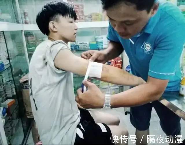 n2|从“B站百大”到“诈骗观众”,波桑是如何一步步掉落神坛的?